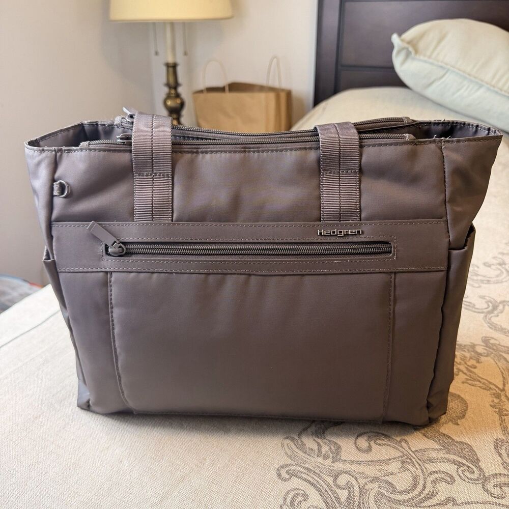 Hedgren Achiever Executive Tote Work Travel Commuter Shoulder Bag Trolley Sleeve